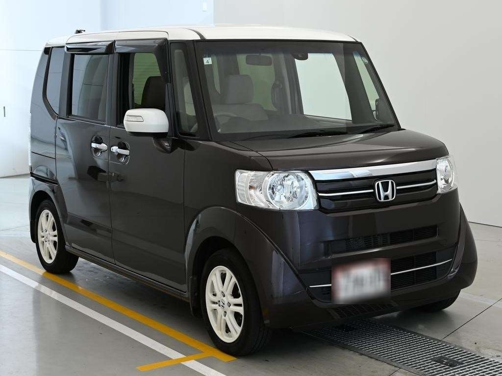 HONDA N-BOX