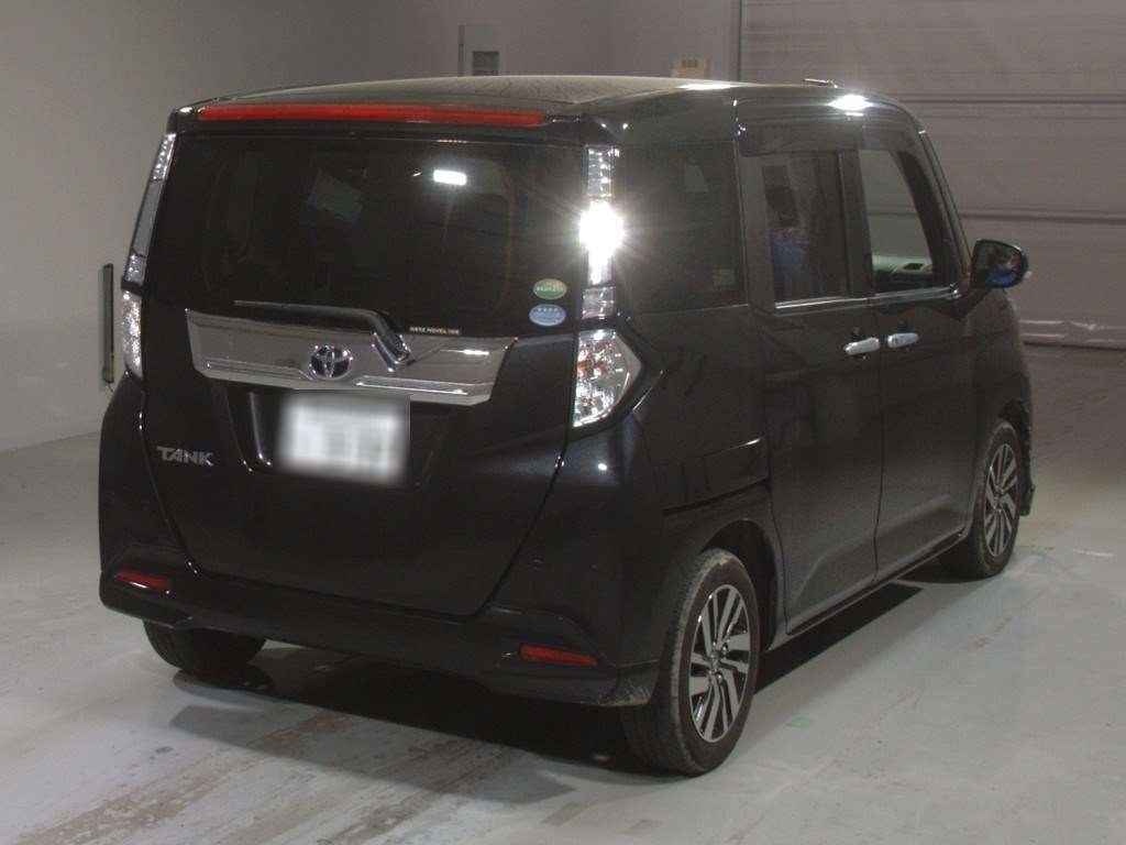 TOYOTA TANK