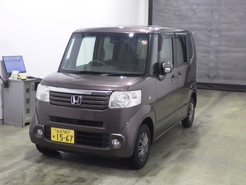HONDA N-BOX