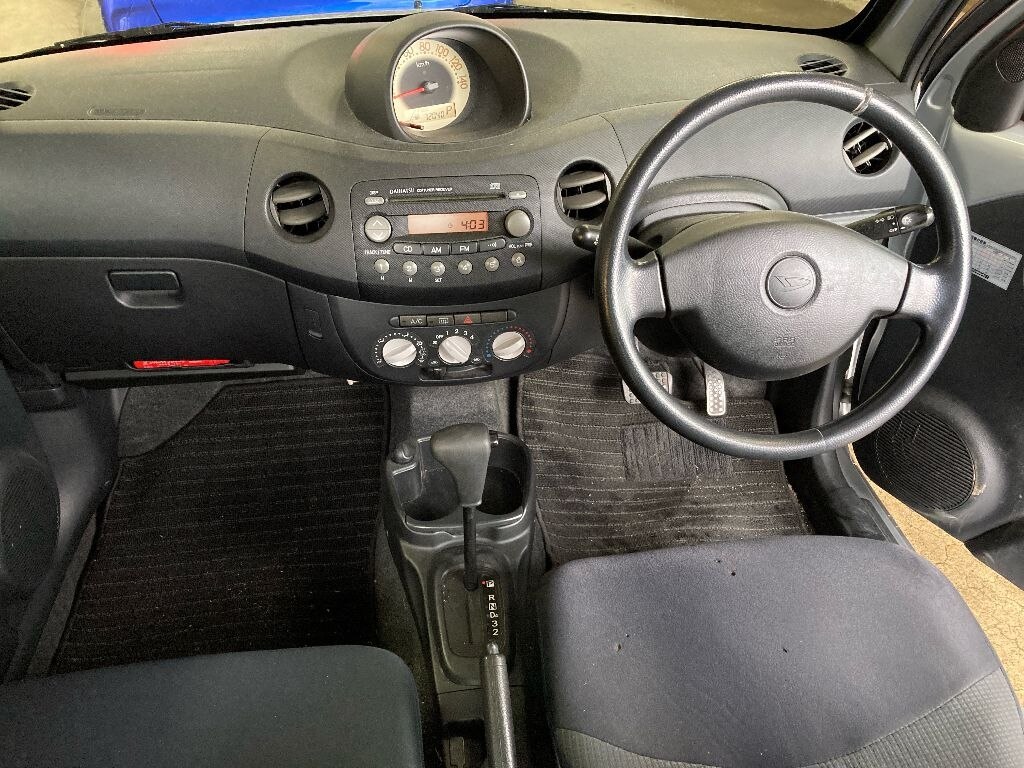 DAIHATSU ESSE