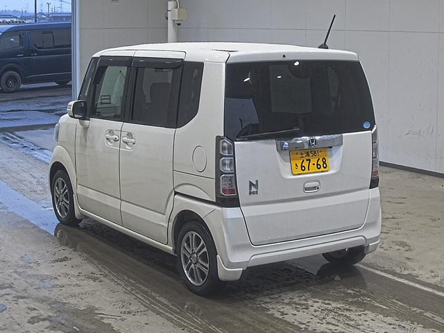 HONDA N-BOX