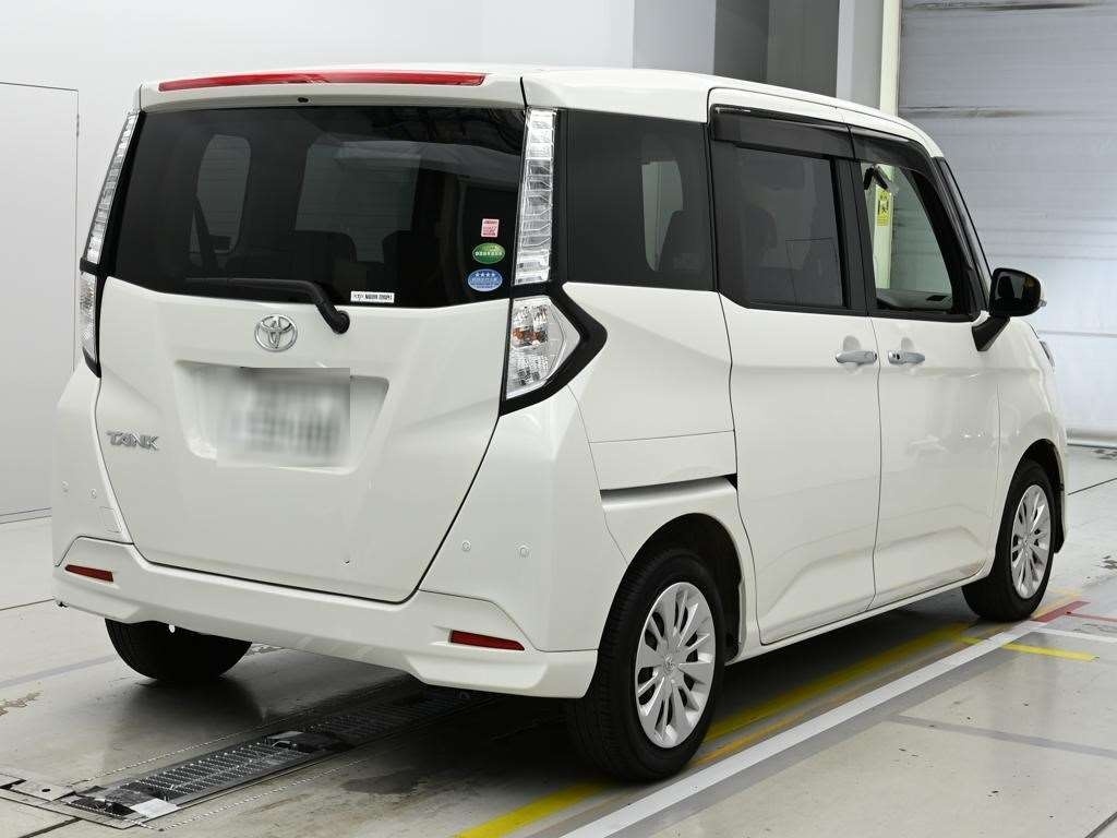 TOYOTA TANK