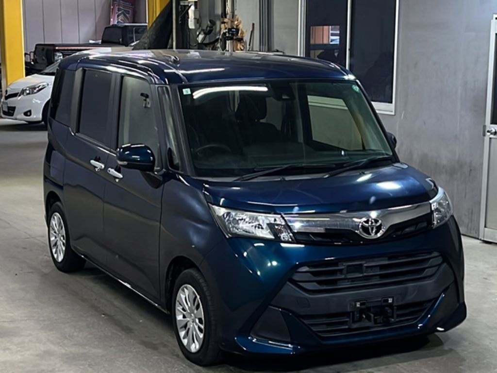 TOYOTA TANK