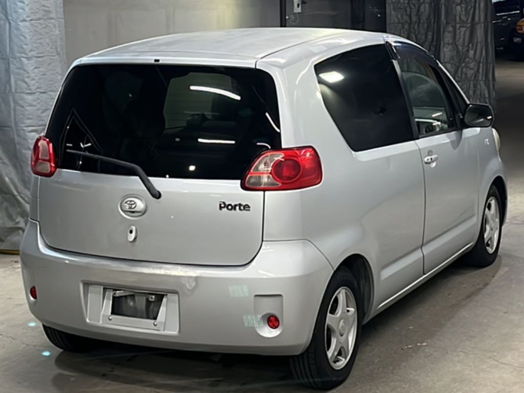 TOYOTA PORTE