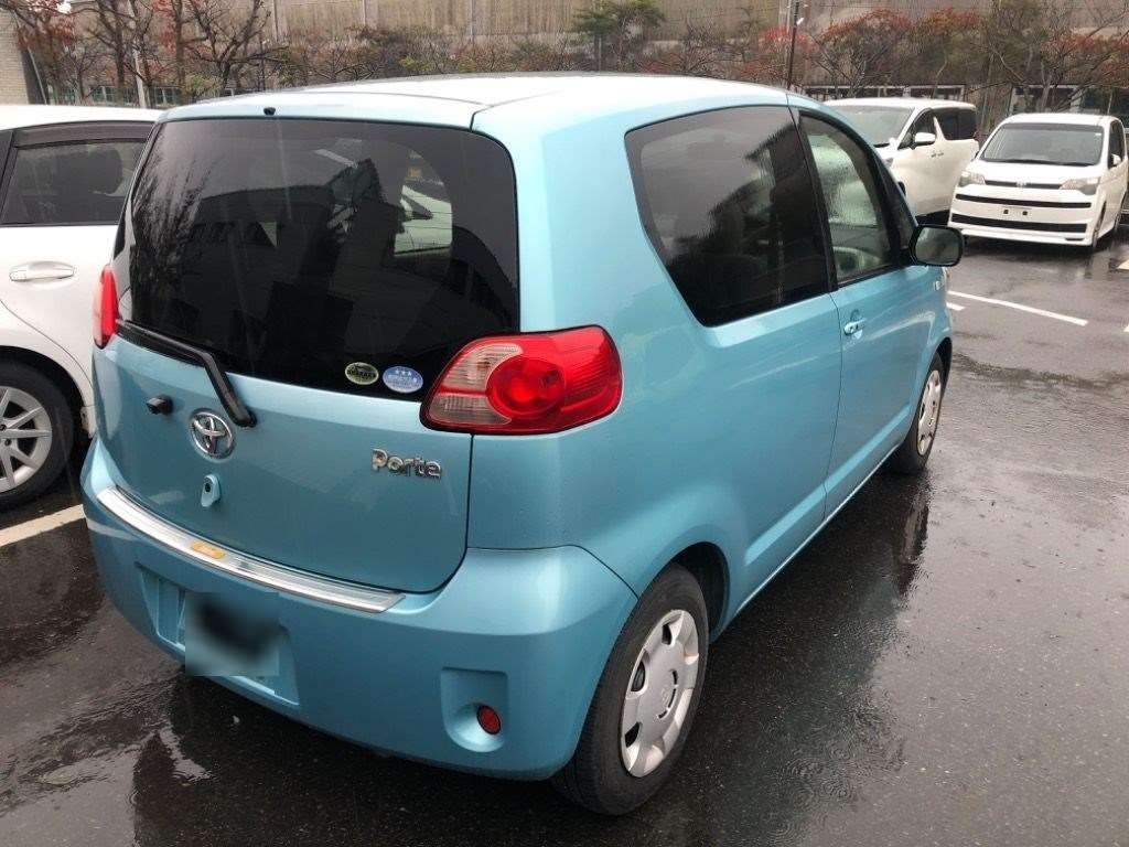 TOYOTA PORTE