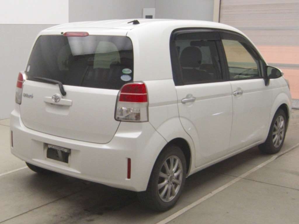TOYOTA SPADE