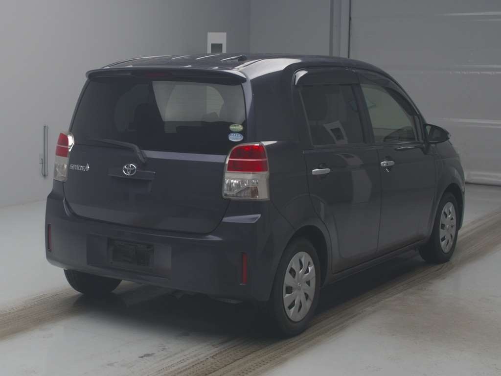TOYOTA SPADE