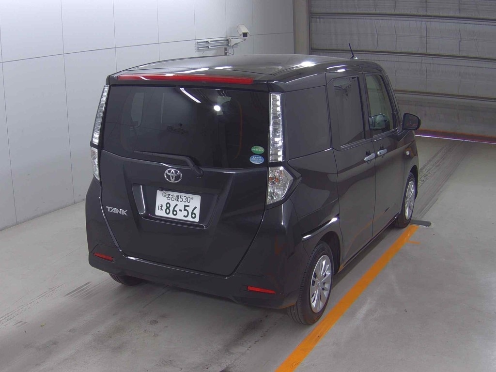 TOYOTA TANK