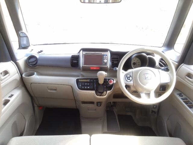HONDA N-BOX