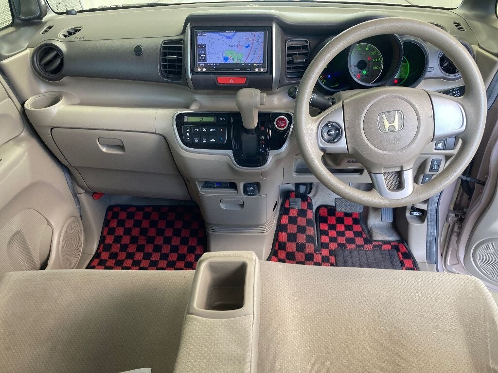 HONDA N-BOX