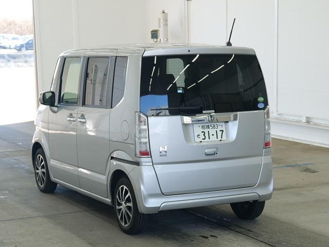 HONDA N-BOX