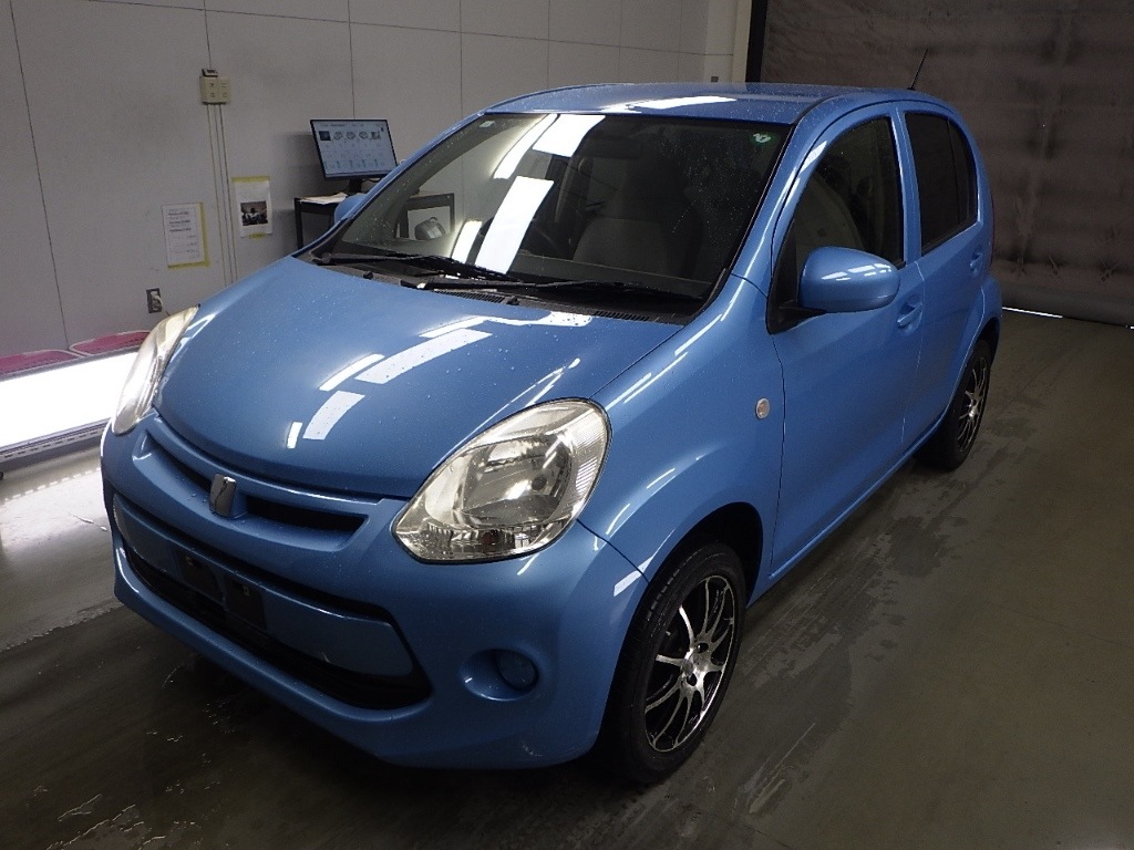 TOYOTA PASSO