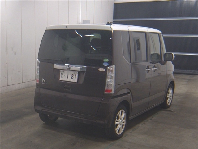 HONDA N-BOX