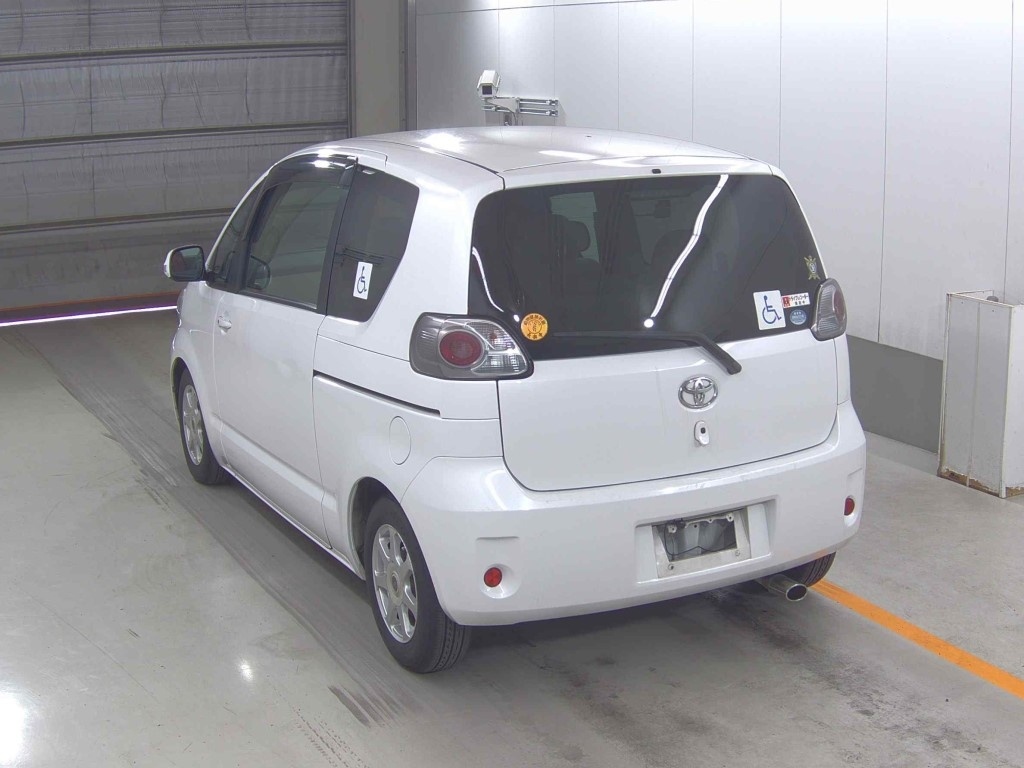 TOYOTA PORTE