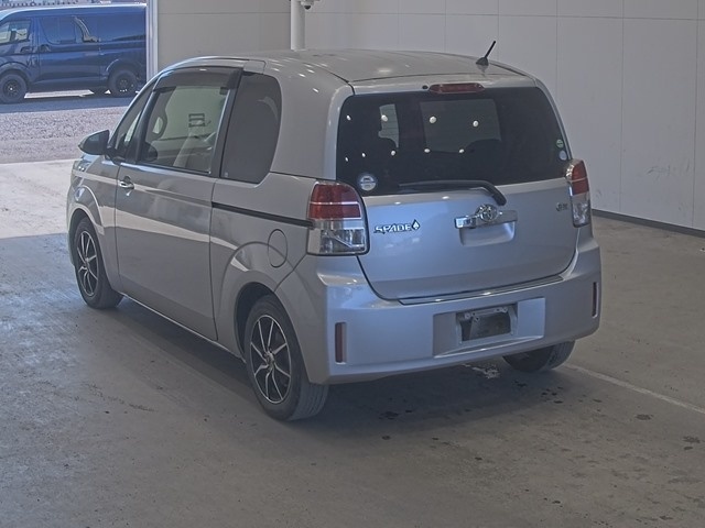 TOYOTA SPADE