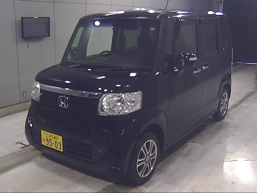 HONDA N-BOX