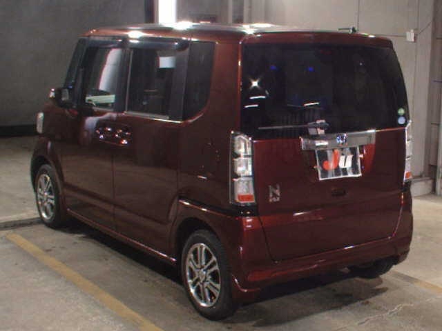 HONDA N-BOX