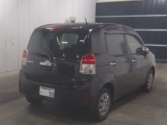 TOYOTA SPADE