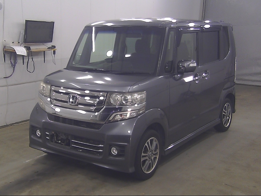 HONDA N-BOX