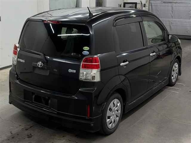 TOYOTA SPADE