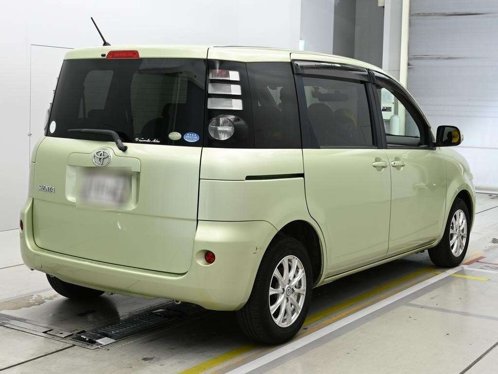 TOYOTA SIENTA