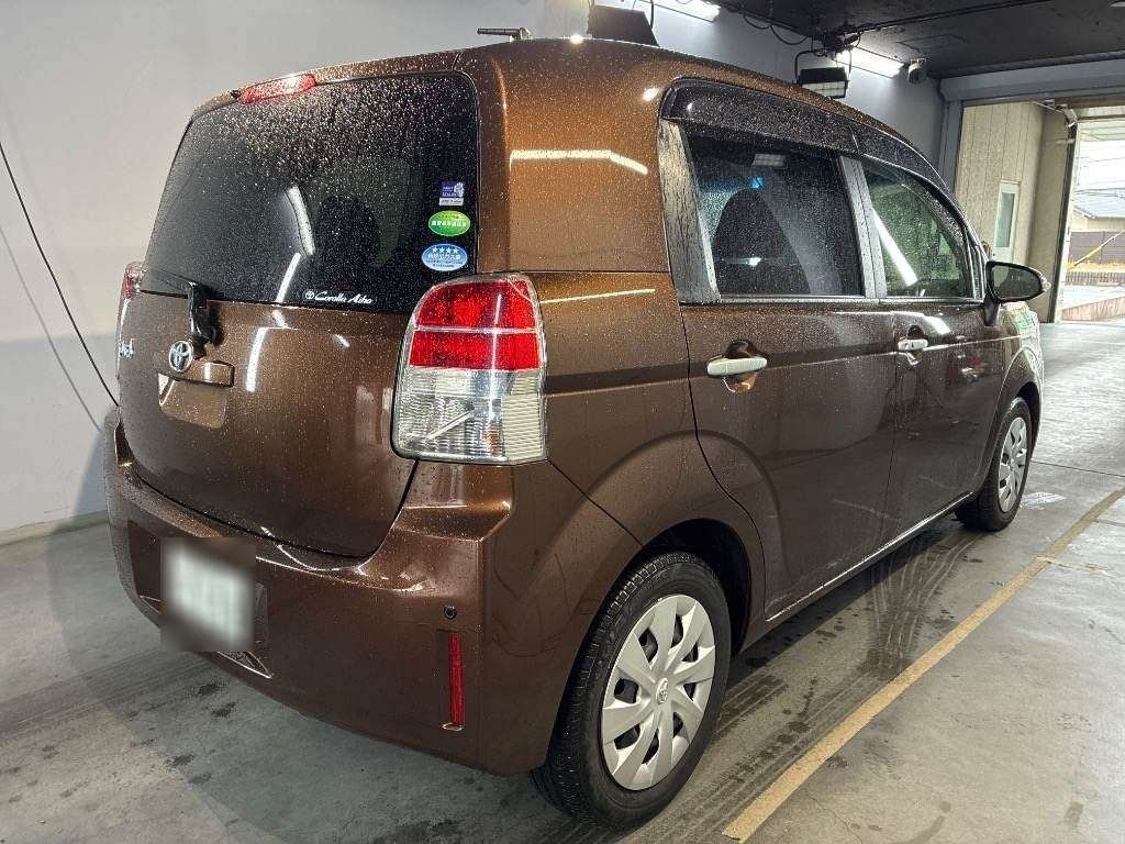 TOYOTA SPADE