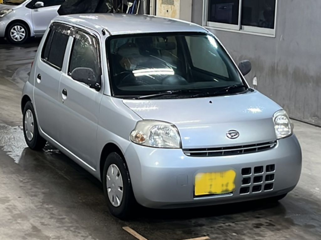 DAIHATSU ESSE