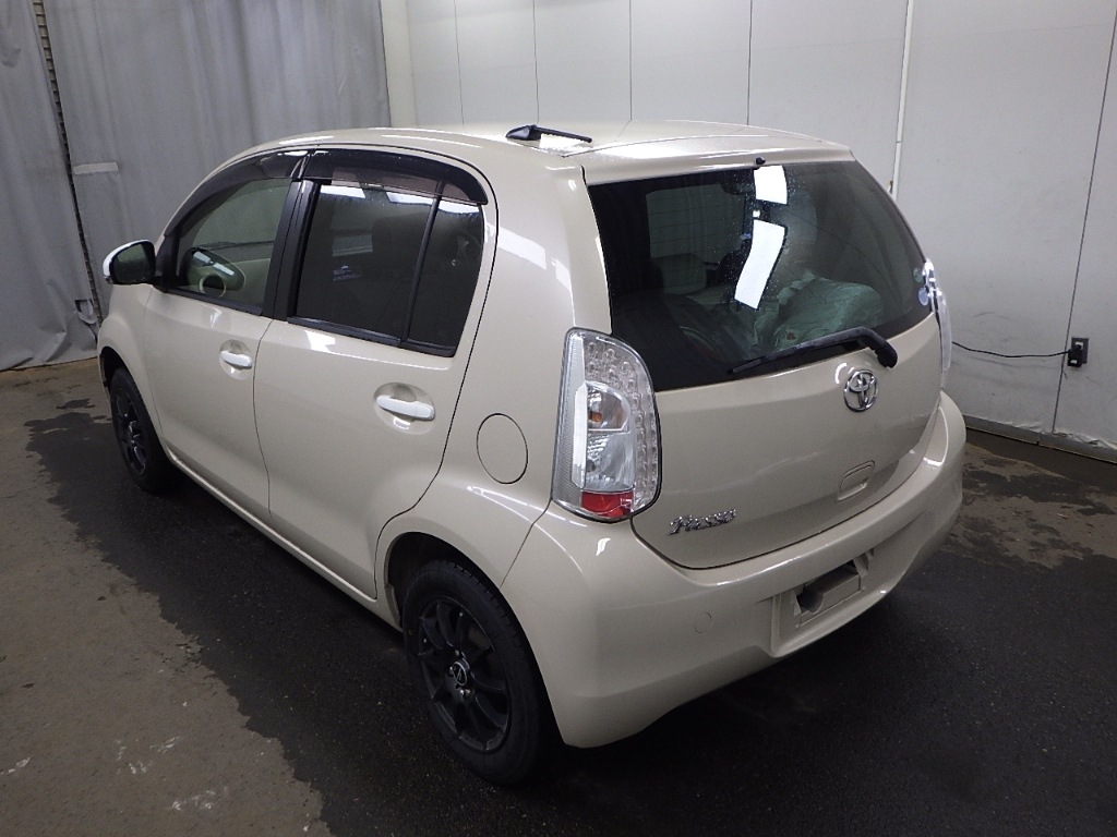 TOYOTA PASSO