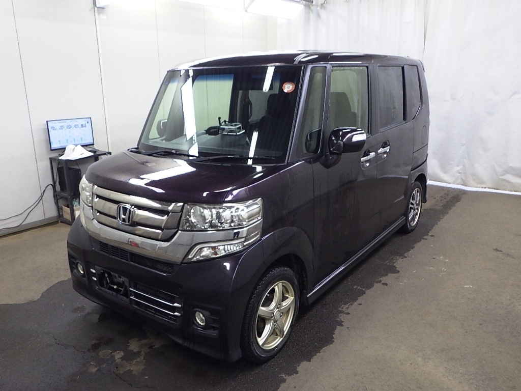 HONDA N-BOX