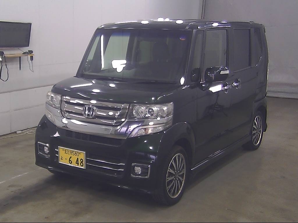 HONDA N-BOX