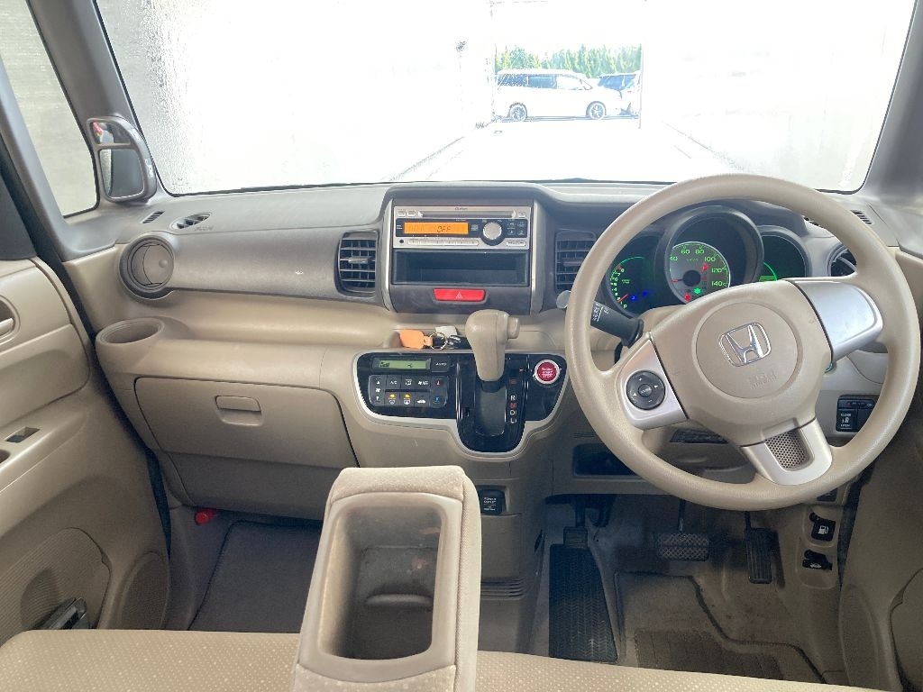 HONDA N-BOX