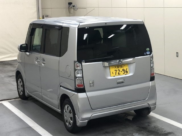 HONDA N-BOX