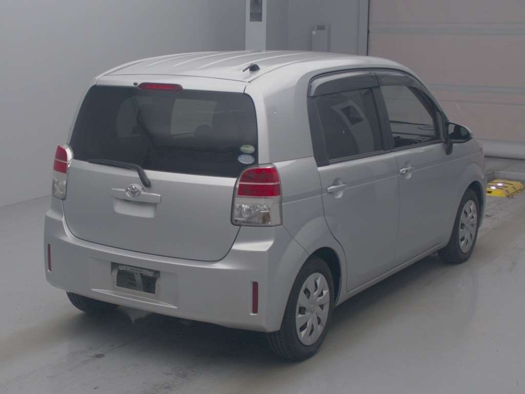 TOYOTA SPADE