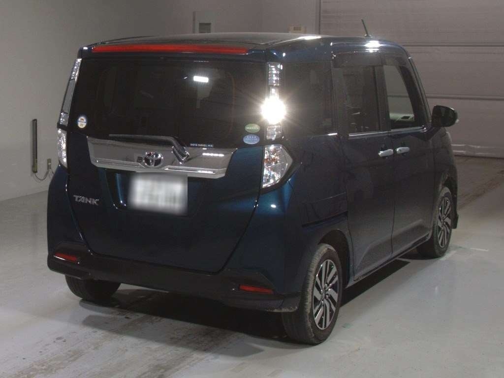 TOYOTA TANK