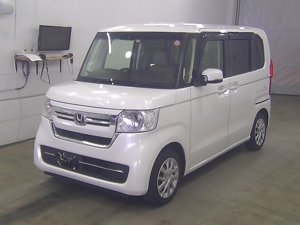 HONDA N-BOX