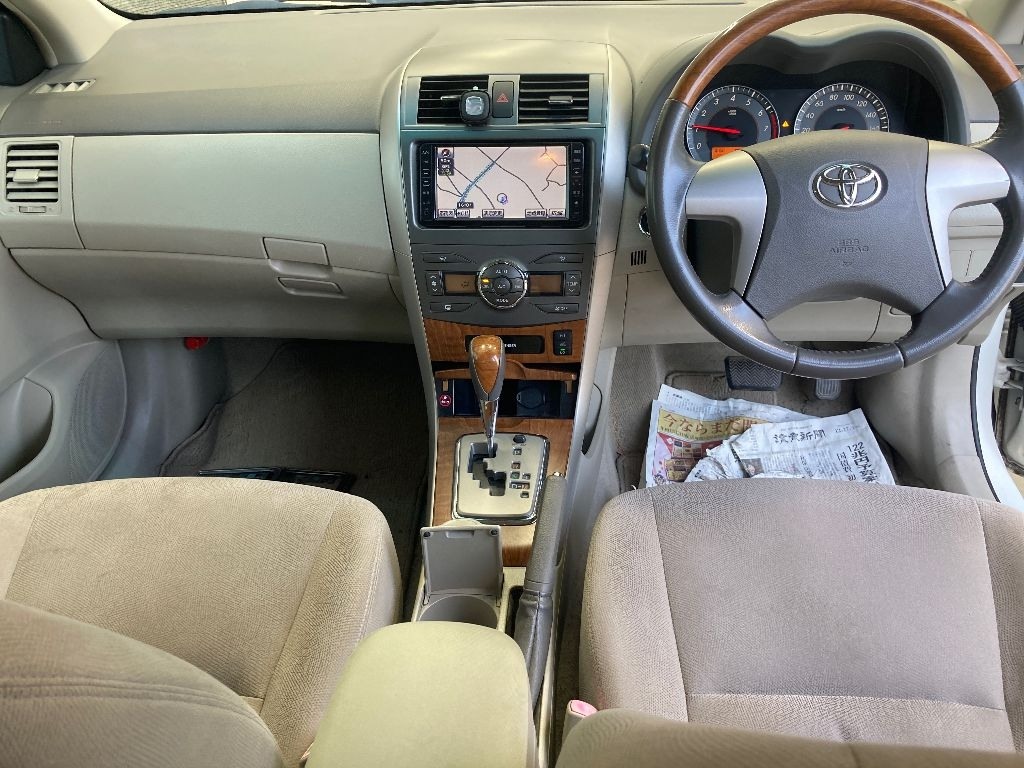 TOYOTA COROLLA AXIO