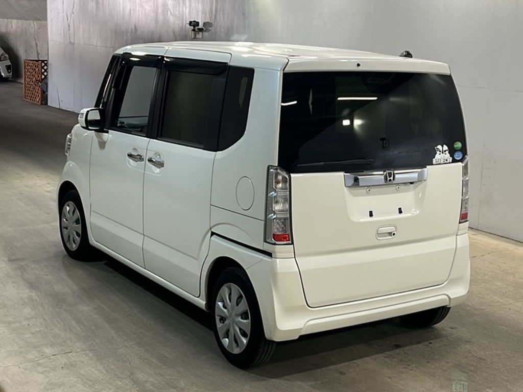 HONDA N-BOX
