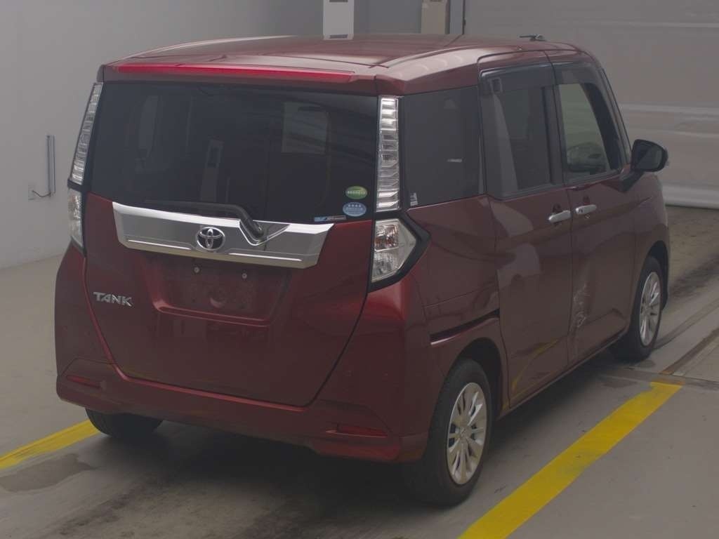 TOYOTA TANK