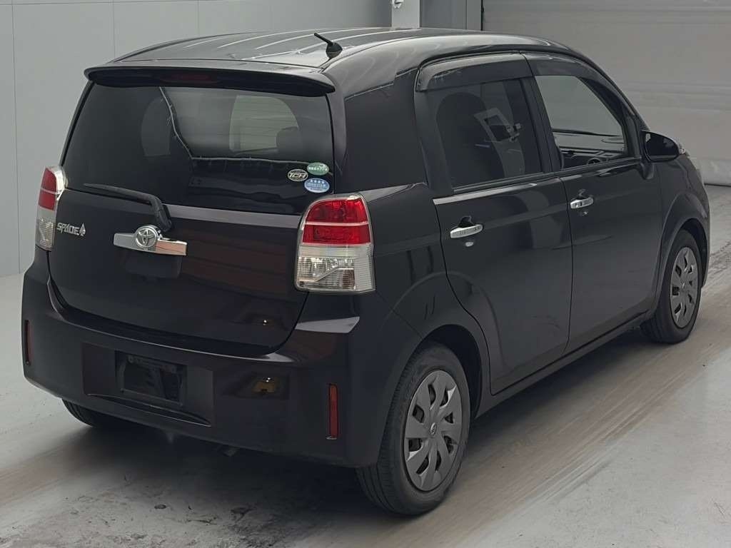 TOYOTA SPADE