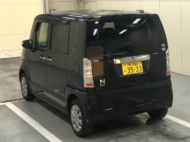 HONDA N-BOX