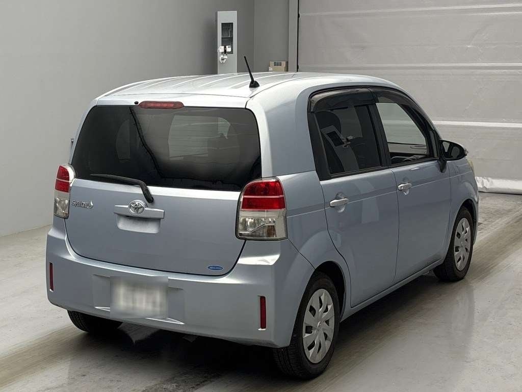 TOYOTA SPADE