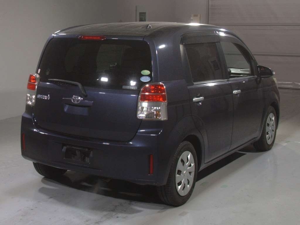 TOYOTA SPADE