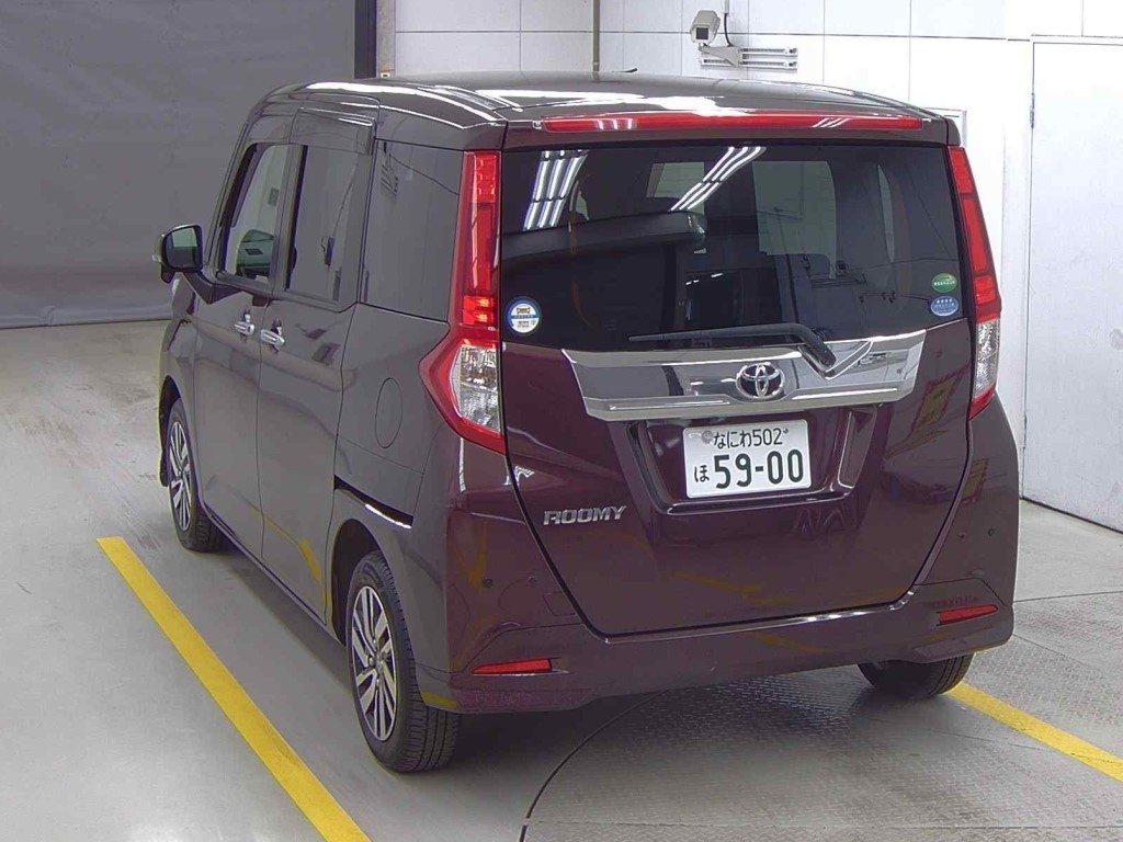 TOYOTA ROOMY