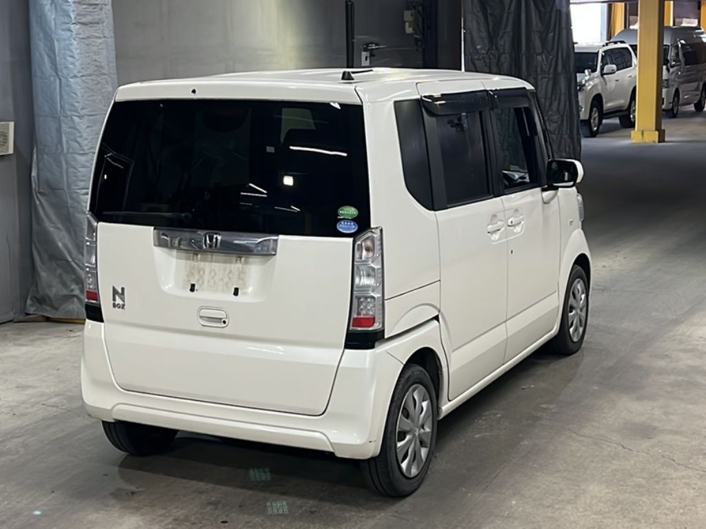 HONDA N-BOX