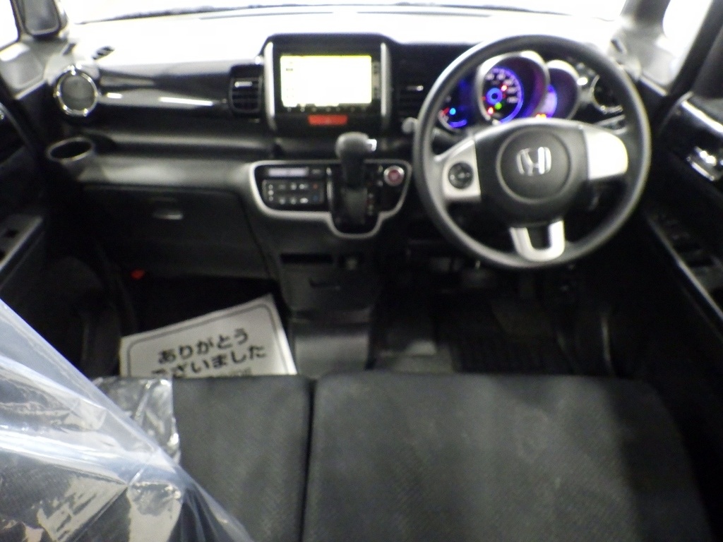 HONDA N-BOX