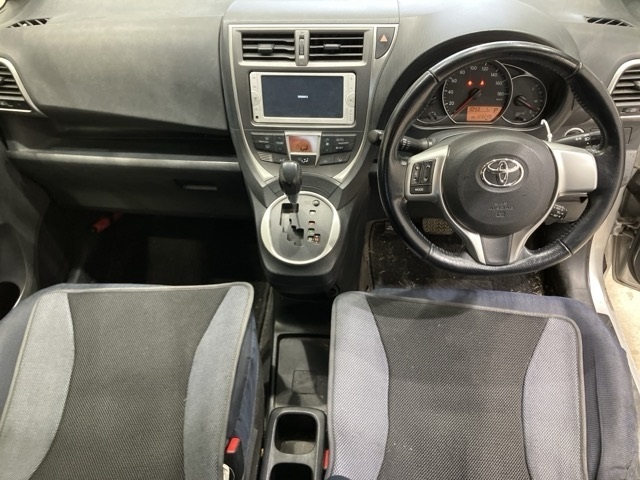 TOYOTA RACTIS