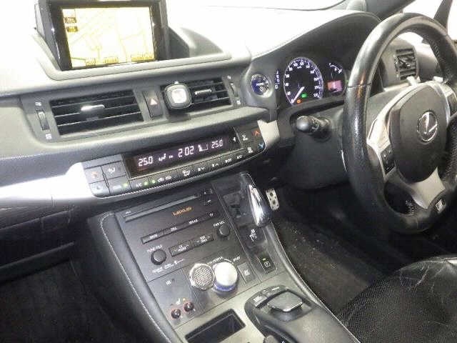 LEXUS CT200H