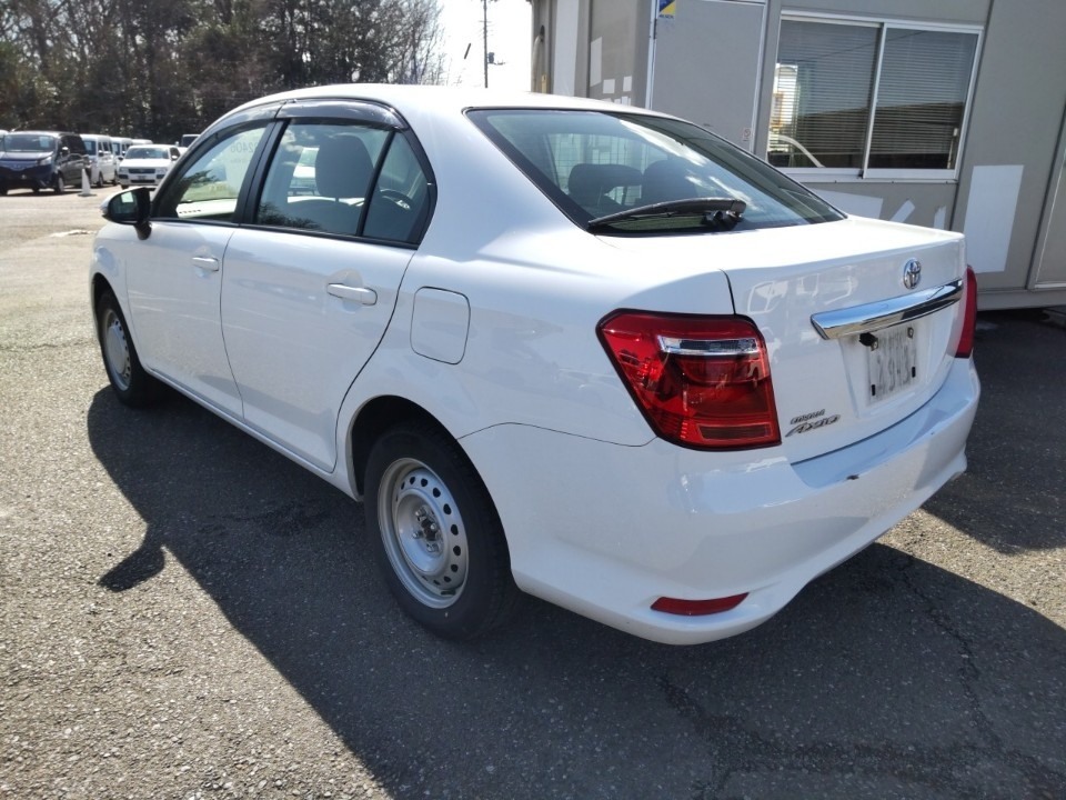 TOYOTA COROLLA AXIO