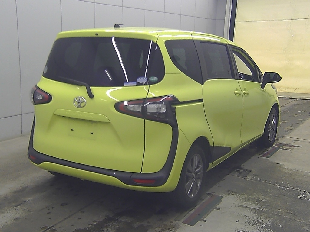 TOYOTA SIENTA