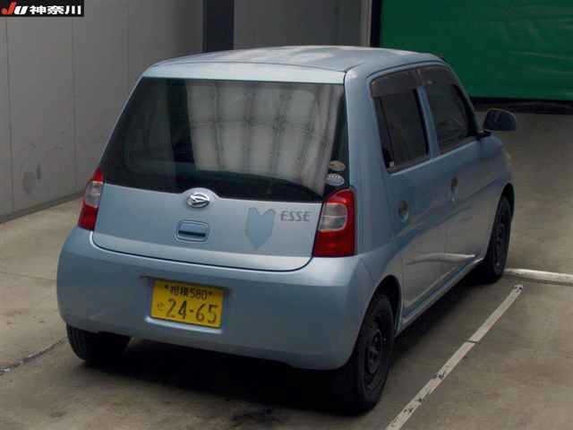 DAIHATSU ESSE